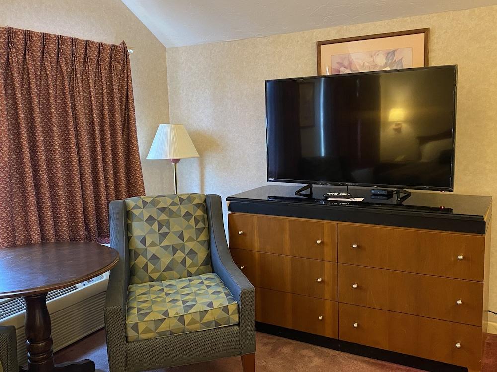Economy Lodge photo 18
