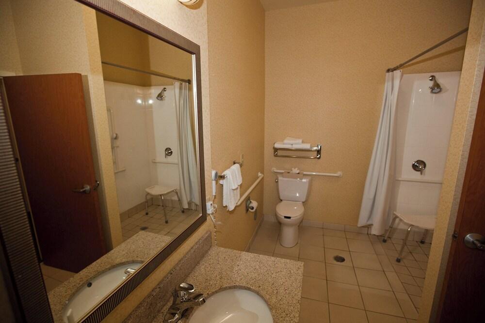 Fairfield Inn & Suites by Marriott Birmingham Fultondale/I65 photo 9