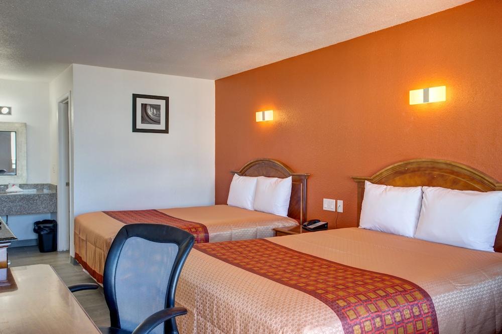Motel 6 Branson, MO photo 9