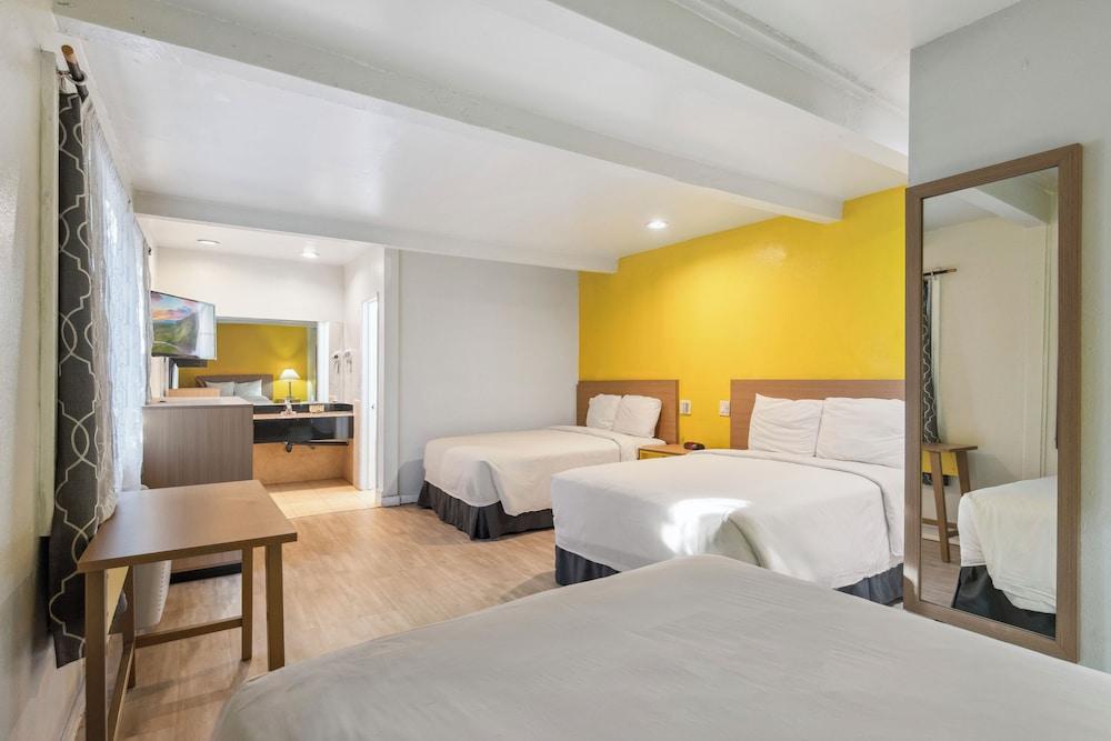 Hotel H-Wood photo 19