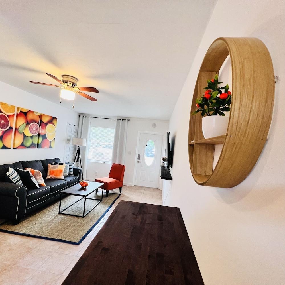 Coco Bay Condos photo 37