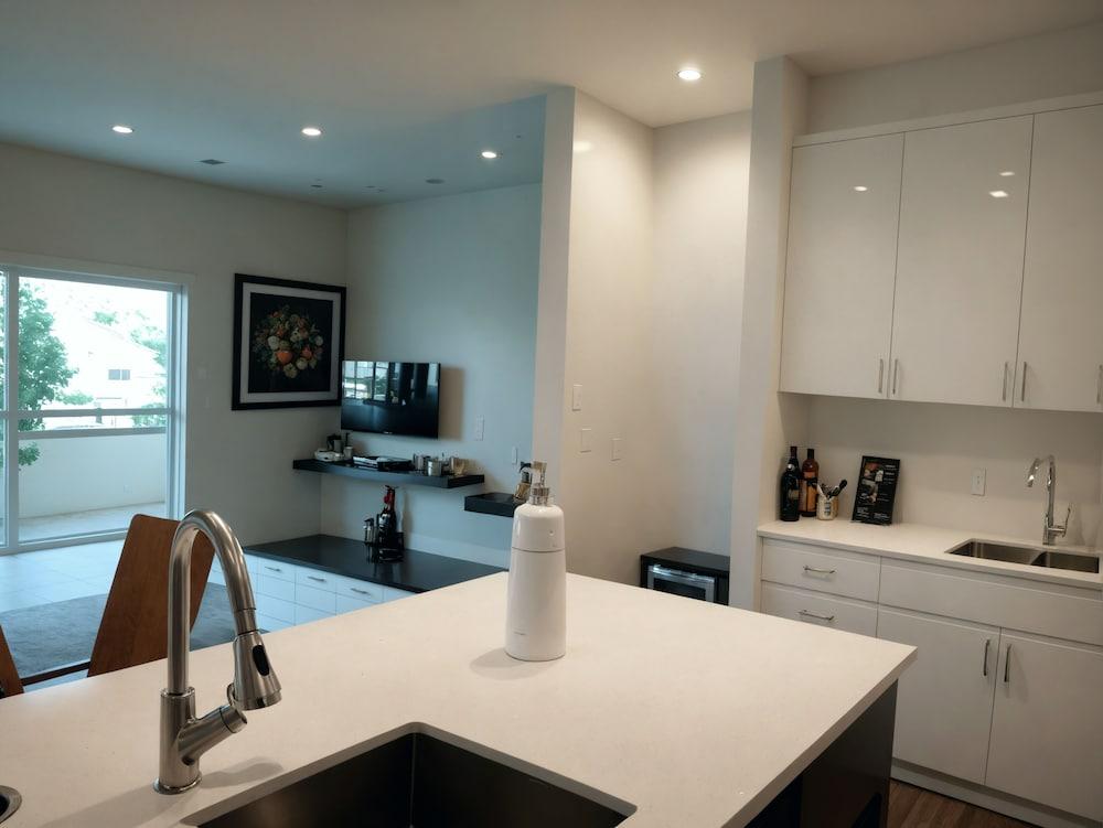 StaysPro - Hollywood Homes Minutes to Everything photo 59