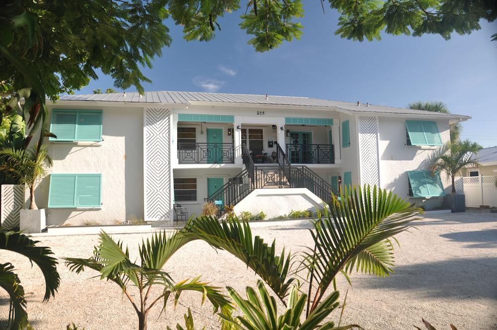 Lido Islander Inn photo 1
