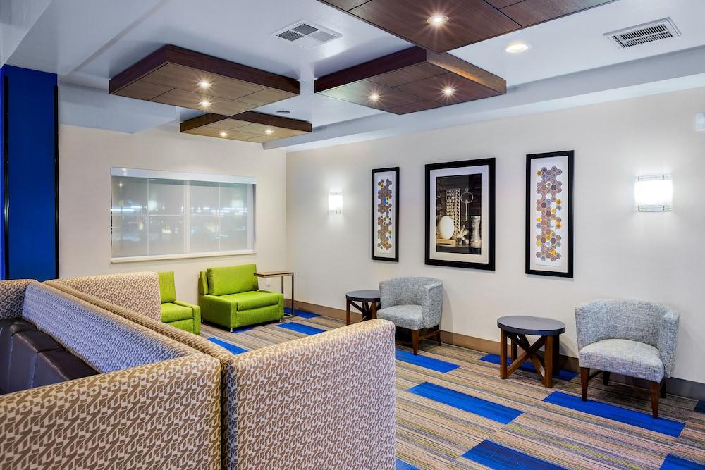 Holiday Inn Express Hotel & Suites Oroville Lake by IHG photo 9