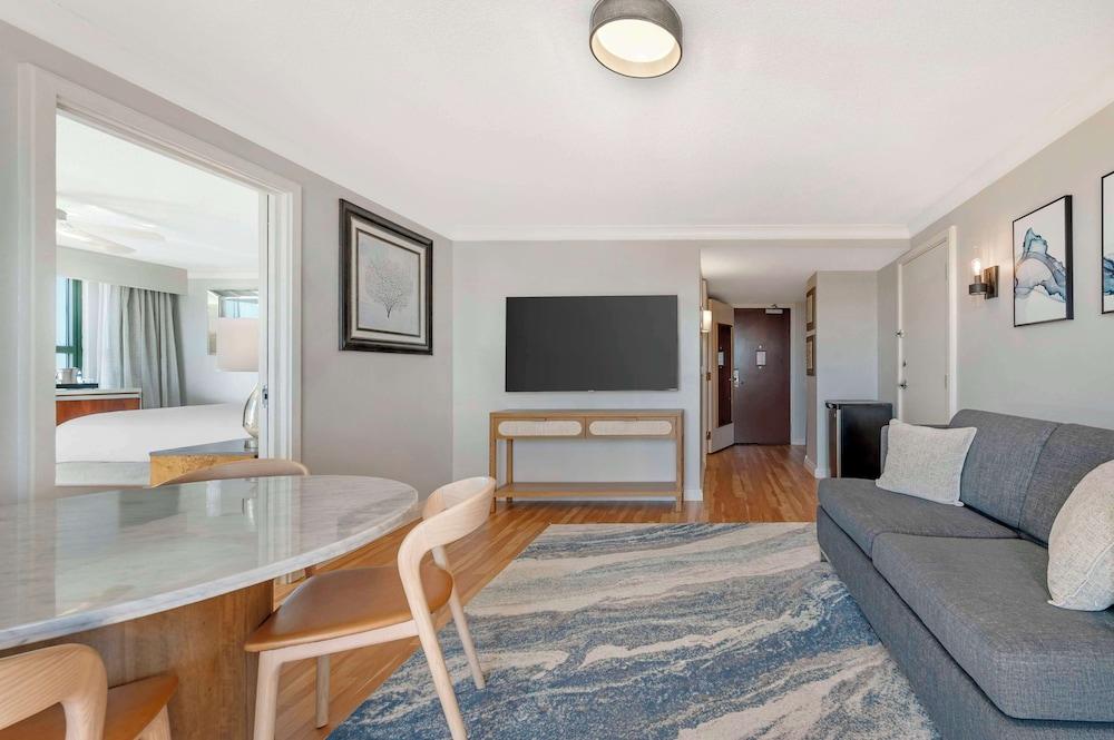 Hilton Virginia Beach Oceanfront photo 74