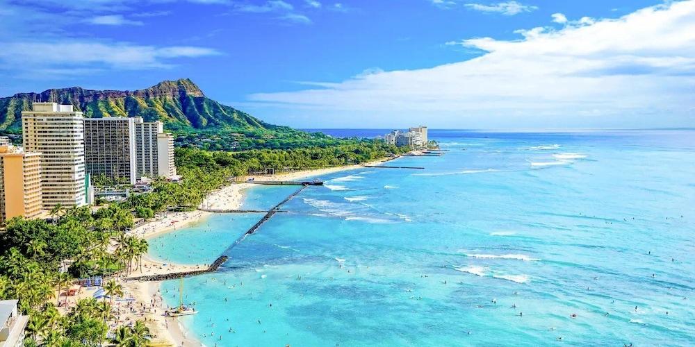 Diamond Head Beach Hotel photo 1