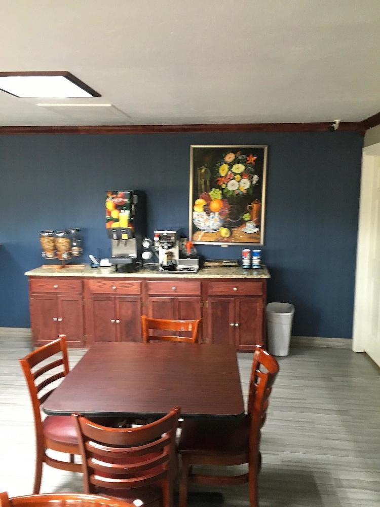 Americas Best Value Inn Pauls Valley photo 8