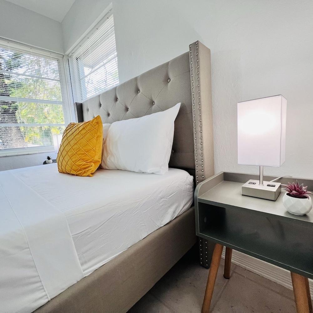 Coco Bay Condos photo 55