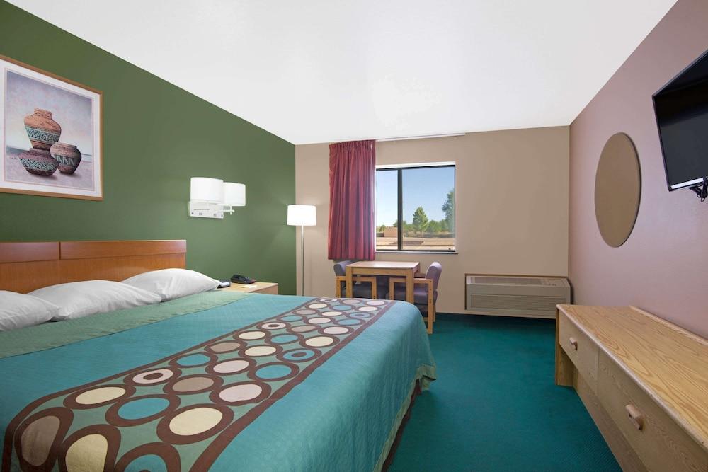 Super 8 by Wyndham Fort Sumner photo 3
