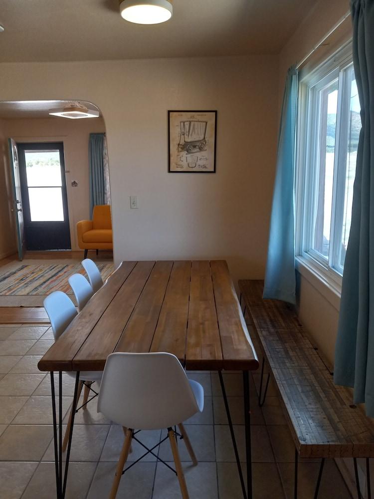 Little Canyon Inn photo 36