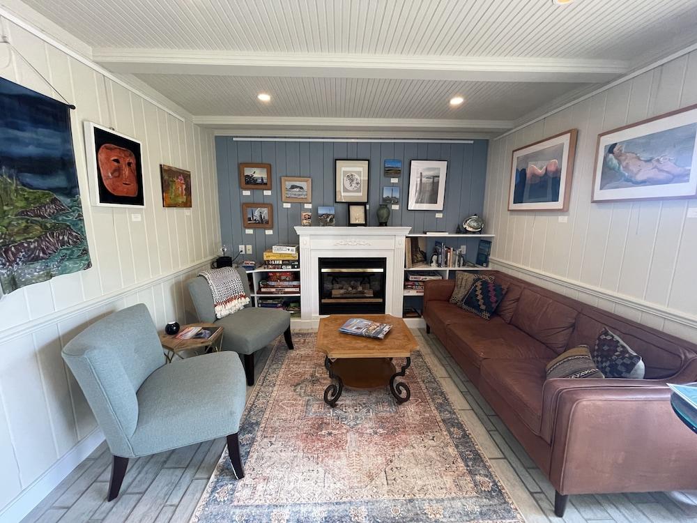 Rendezvous Mendocino photo 23