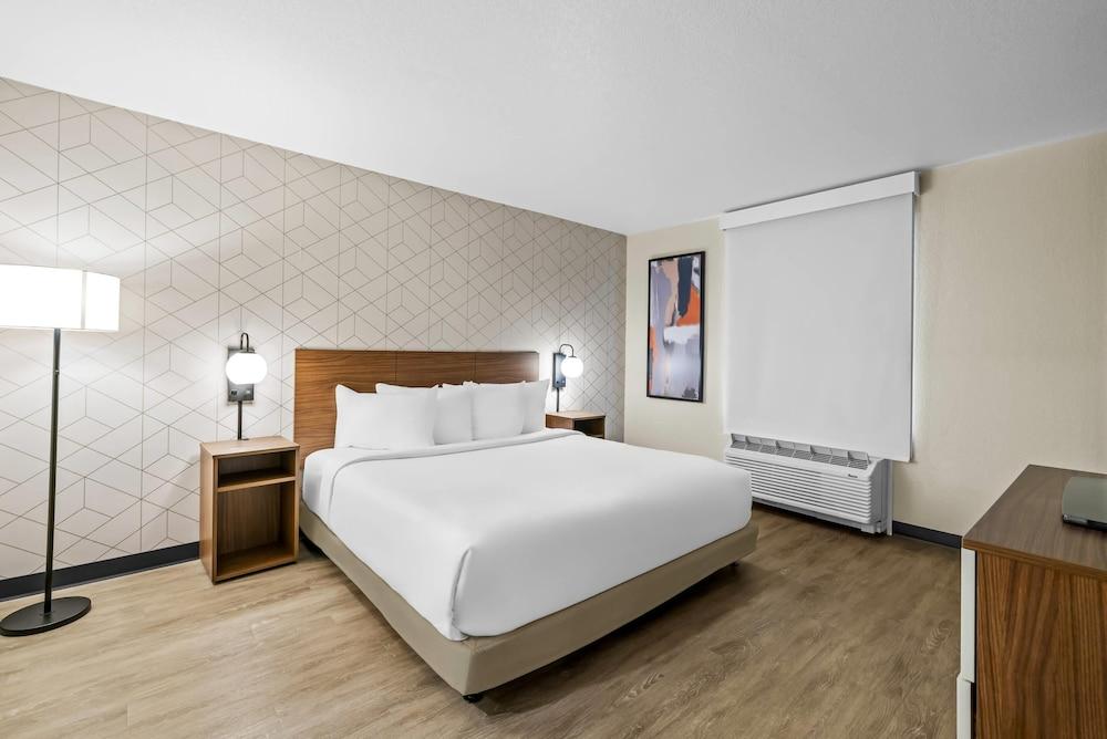 Everhome Suites Rochester Greece photo 51