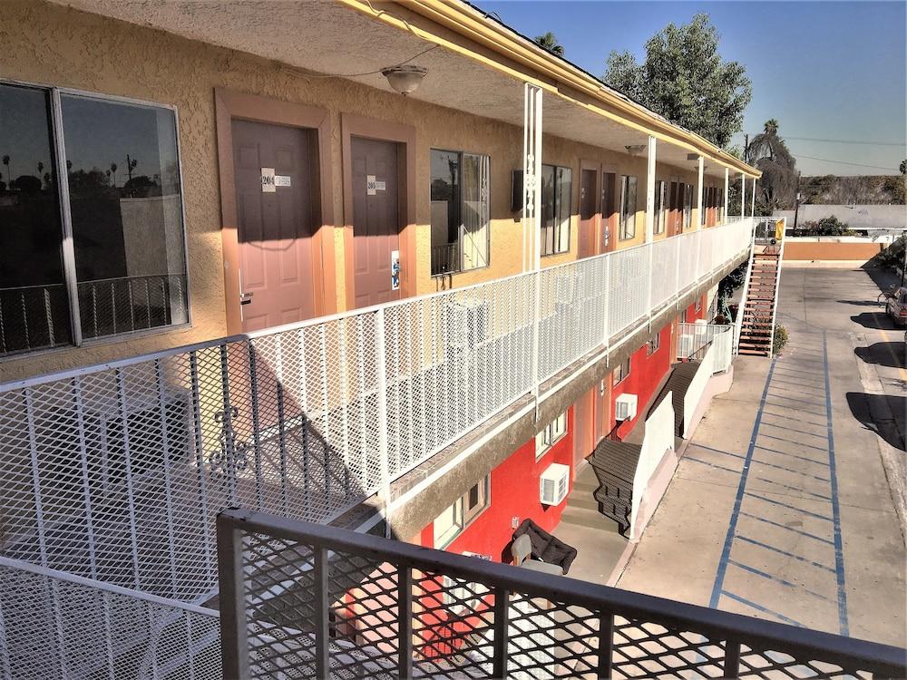 4 Star Motel photo 13