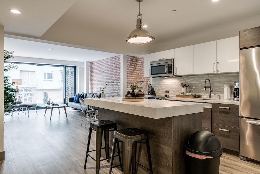 Abode Los Angeles - Downtown South Park photo 12