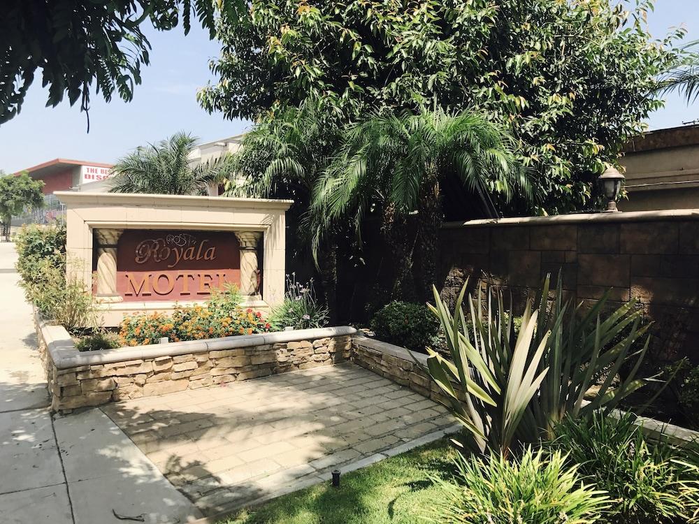 Royala Inn — hotel in Montebello