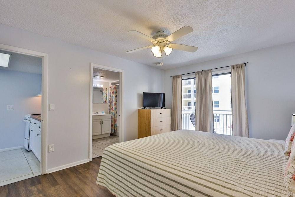 Coastal Waters Inn photo 40