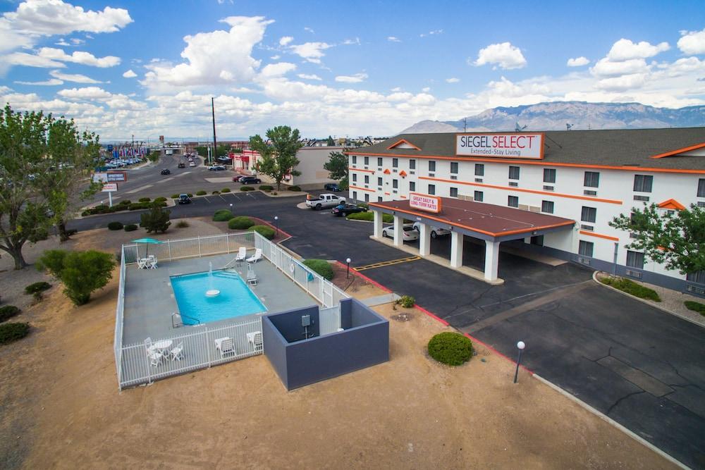 Siegel Select Albuquerque photo 18