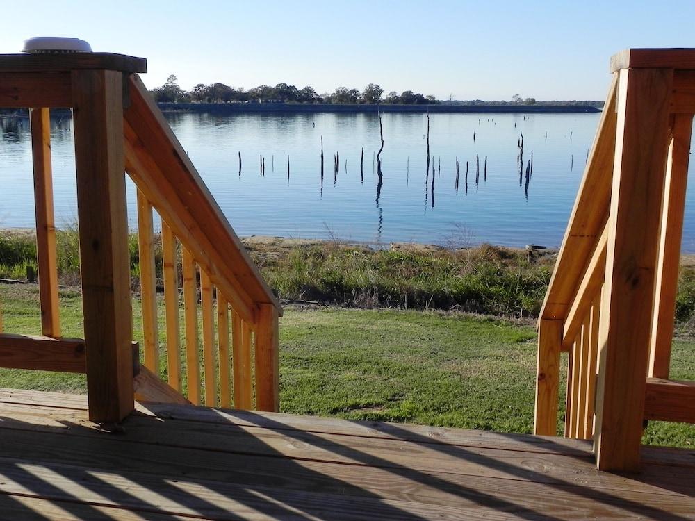 Pope's Landing Marina photo 15