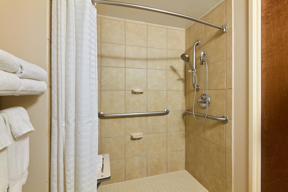 Candlewood Suites New York City-Times Square by IHG photo 25