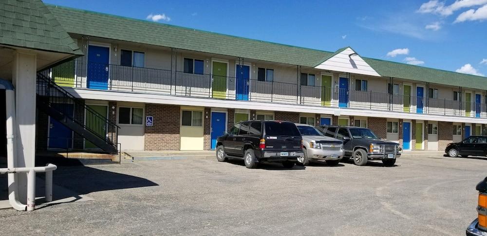 Budget Inn Express Douglas photo 13