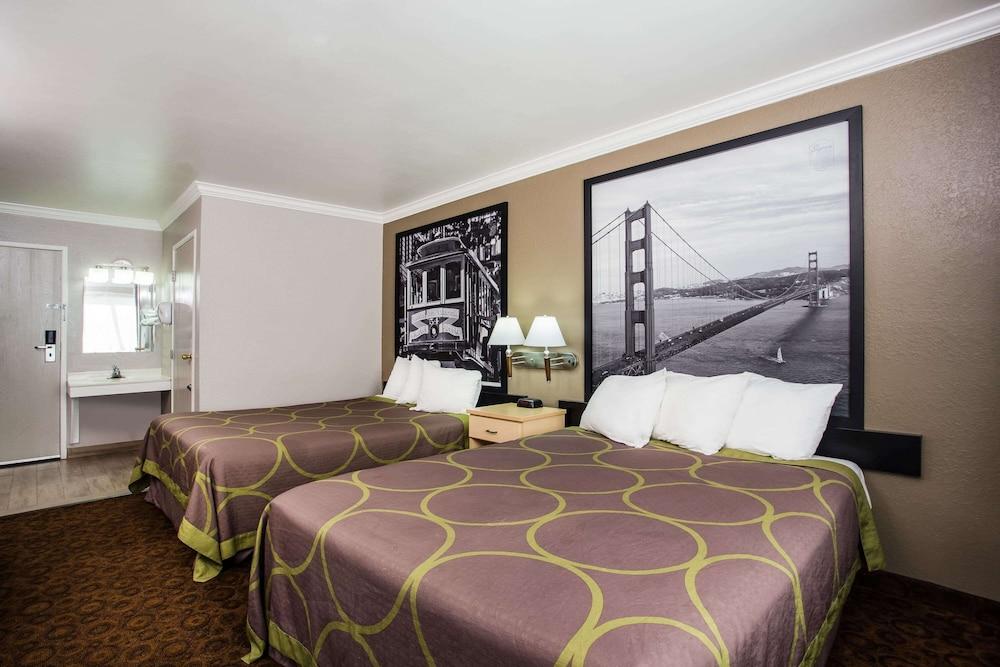 Super 8 by Wyndham Vacaville photo 4