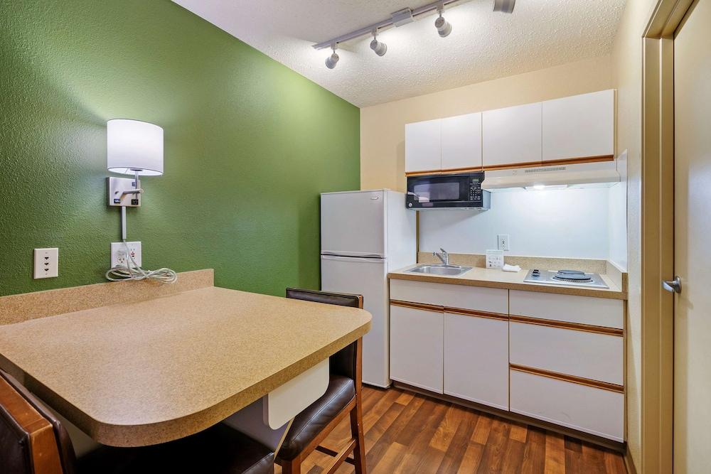 Extended Stay America Suites Washington DC Reston photo 18