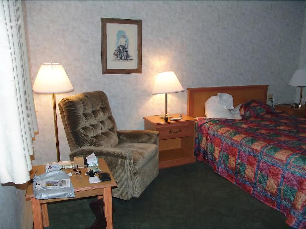 UBar Inn & Suites photo 3