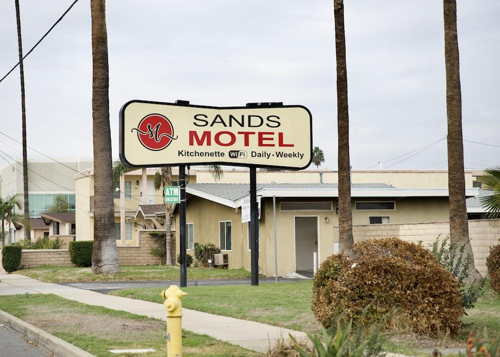 Sands Motel photo 1