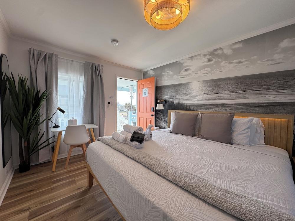 Boardwalk Inn photo 46