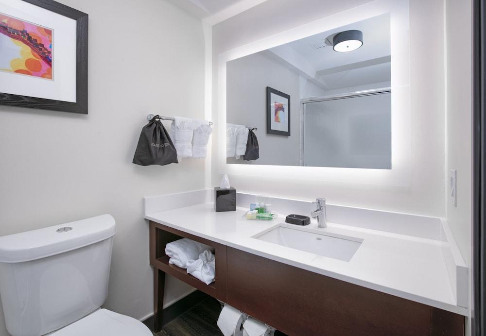 Holiday Inn DFW South by IHG photo 15