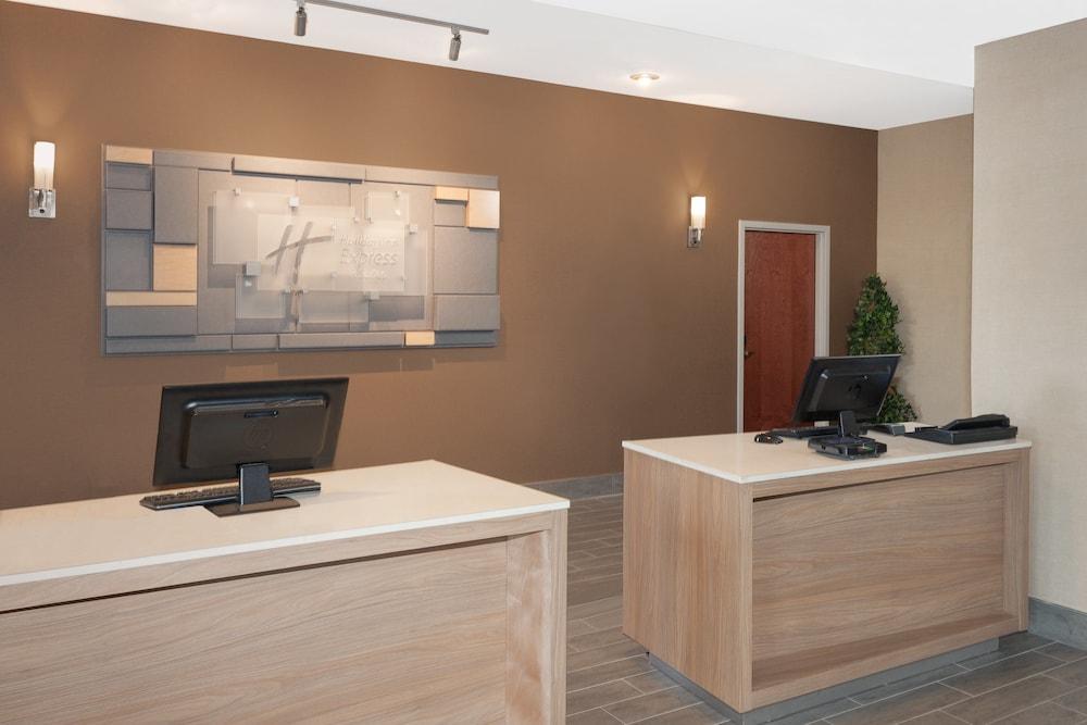 Holiday Inn Express Hotel & Suites Dayton West - Brookville by IHG photo 12