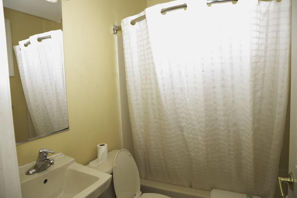 Capri inn and Suites photo 20