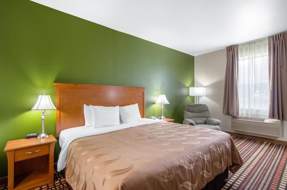 Quality Inn Kearney - Liberty photo 6