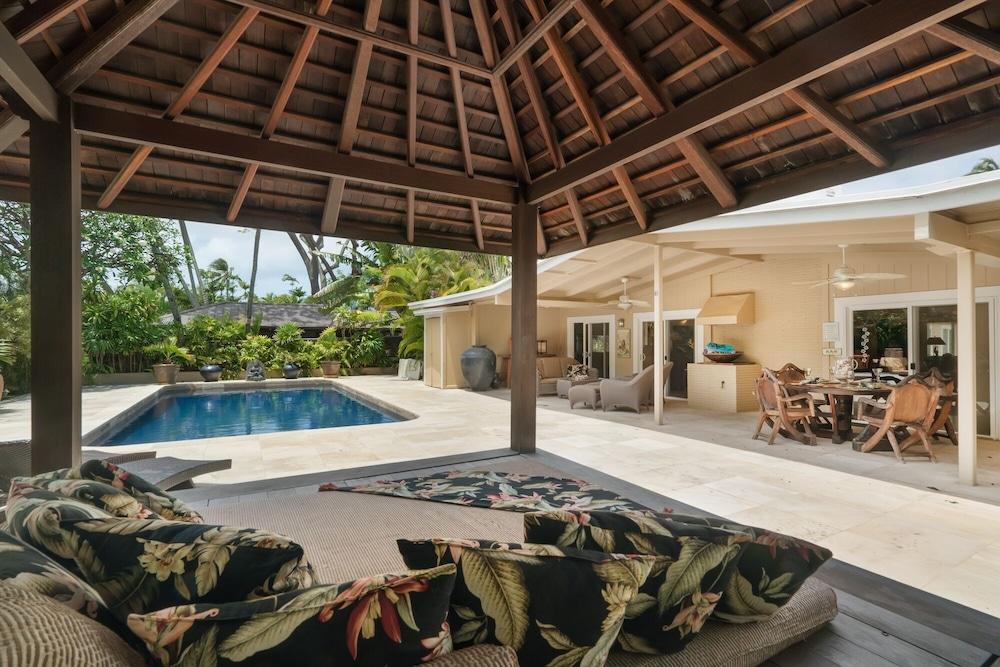 Kailua Beachside 4 Bedroom Home by RedAwning photo 3