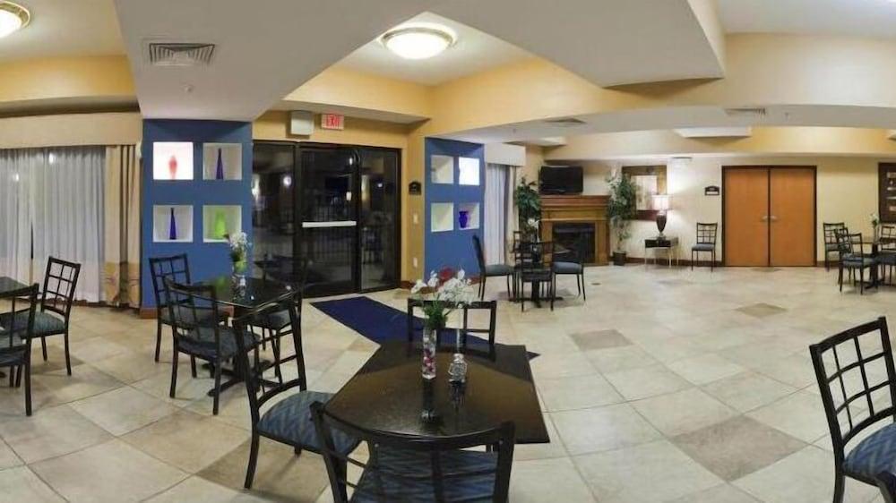Holiday Inn Express Hotel & Suites Suffolk by IHG photo 22
