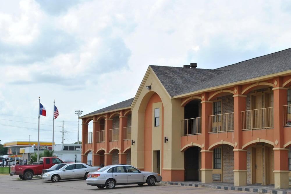 Executive Inn photo 11