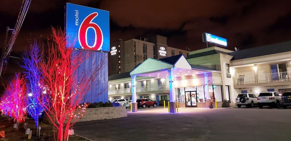 Motel 6 Elizabeth, NJ - Newark Liberty Intl Airport photo 31