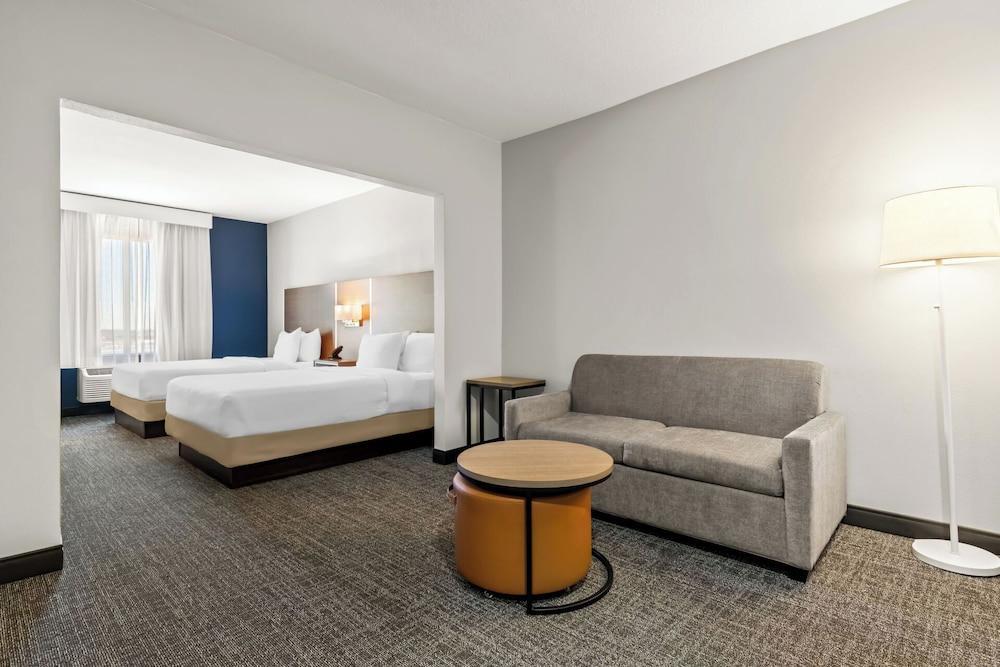 Spark by Hilton Catoosa photo 3