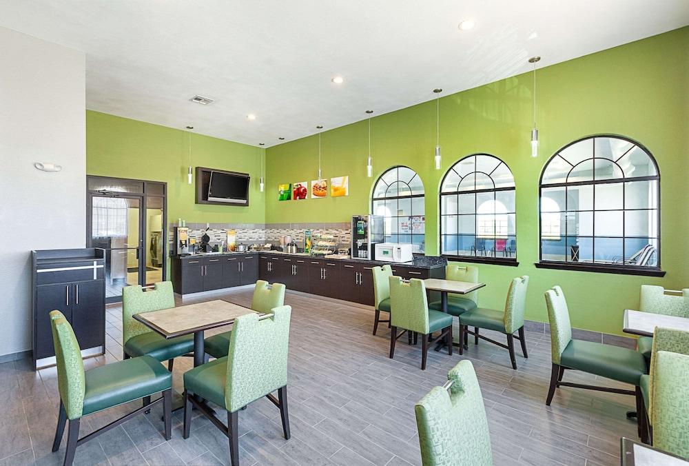 Quality Inn Mesquite - Dallas East photo 26
