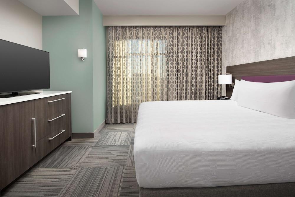 Home2 Suites by Hilton Denver Central Park photo 18