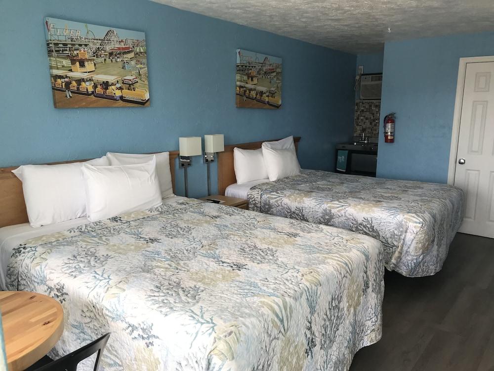 Surf Comber Motel photo 13