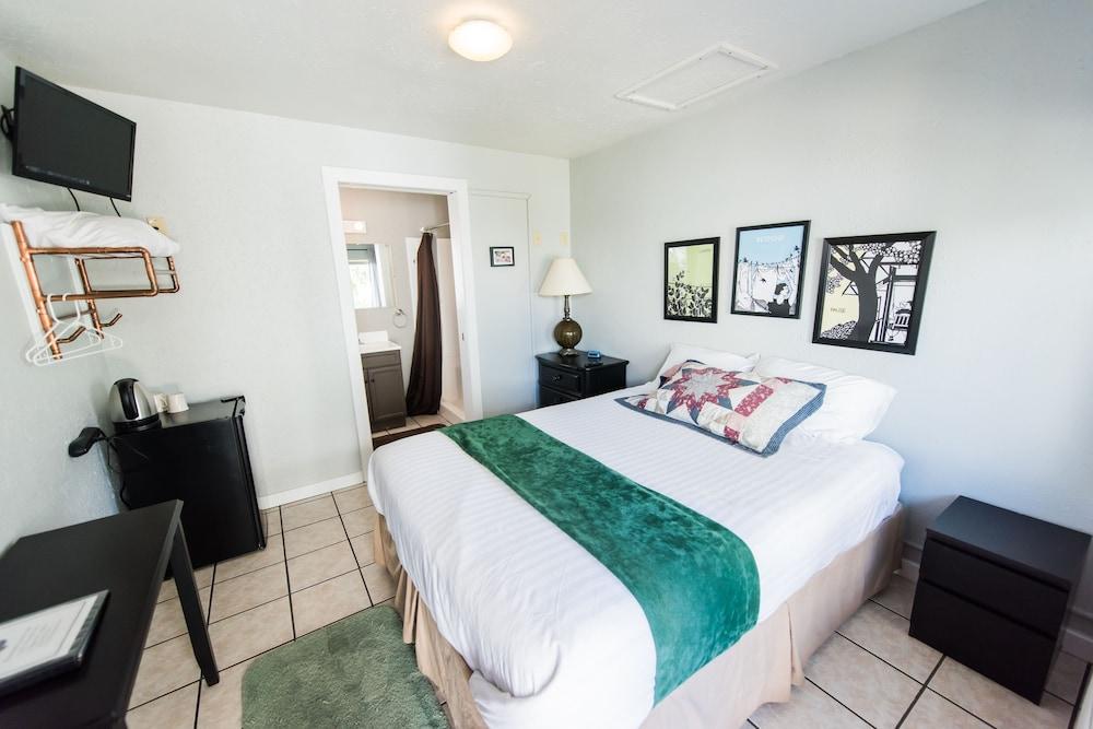 Riverwalk Inn photo 3