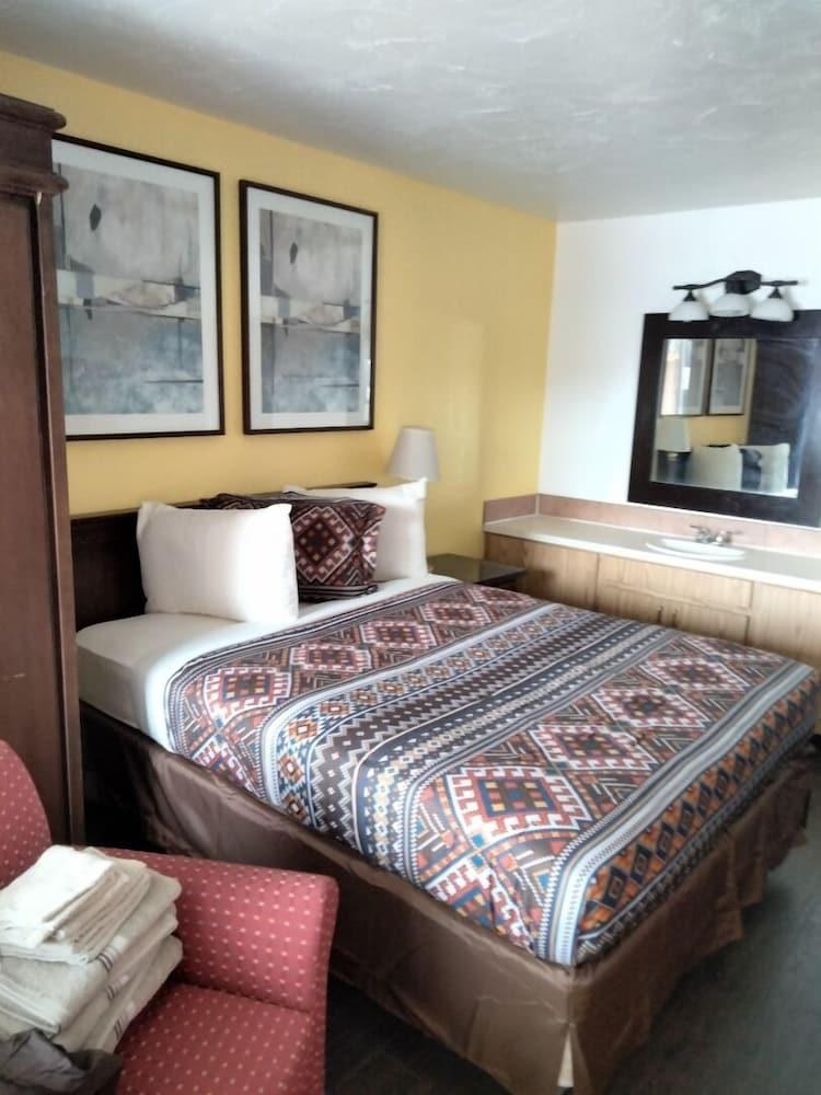 Vernals Best Value Inn photo 7