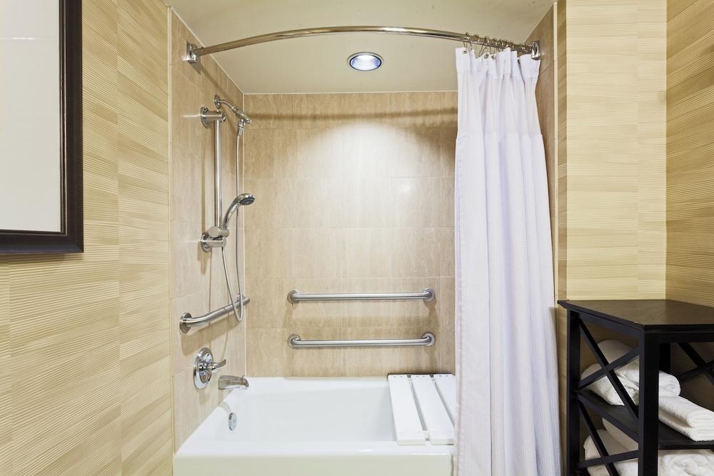 Crowne Plaza Hotel Jacksonville Airport/I-95N by IHG photo 21