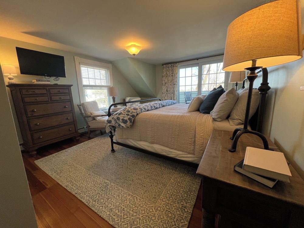Inn on Shore Road photo 31