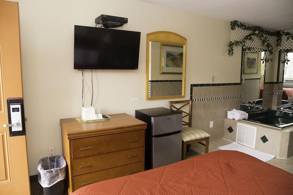 Capri inn and Suites photo 35