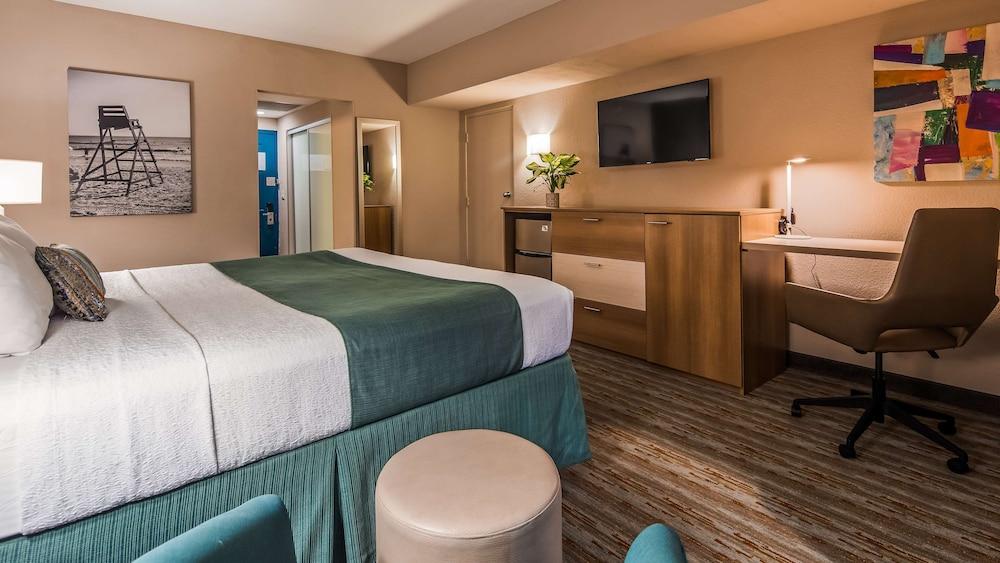 Best Western Plus Atlantic Beach Resort photo 36