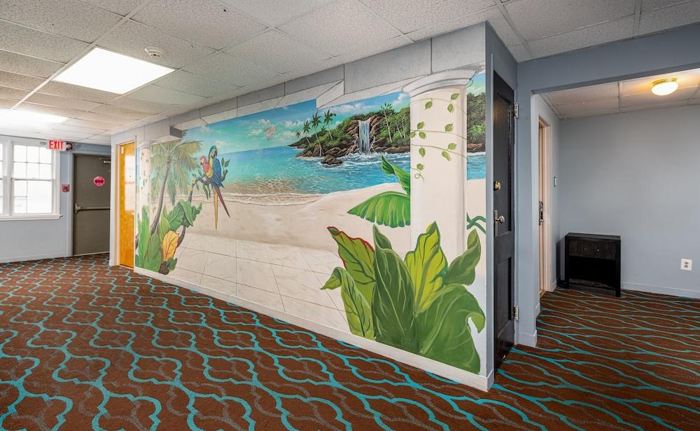 Hammock Inn & Suites - Jersey Shore photo 28