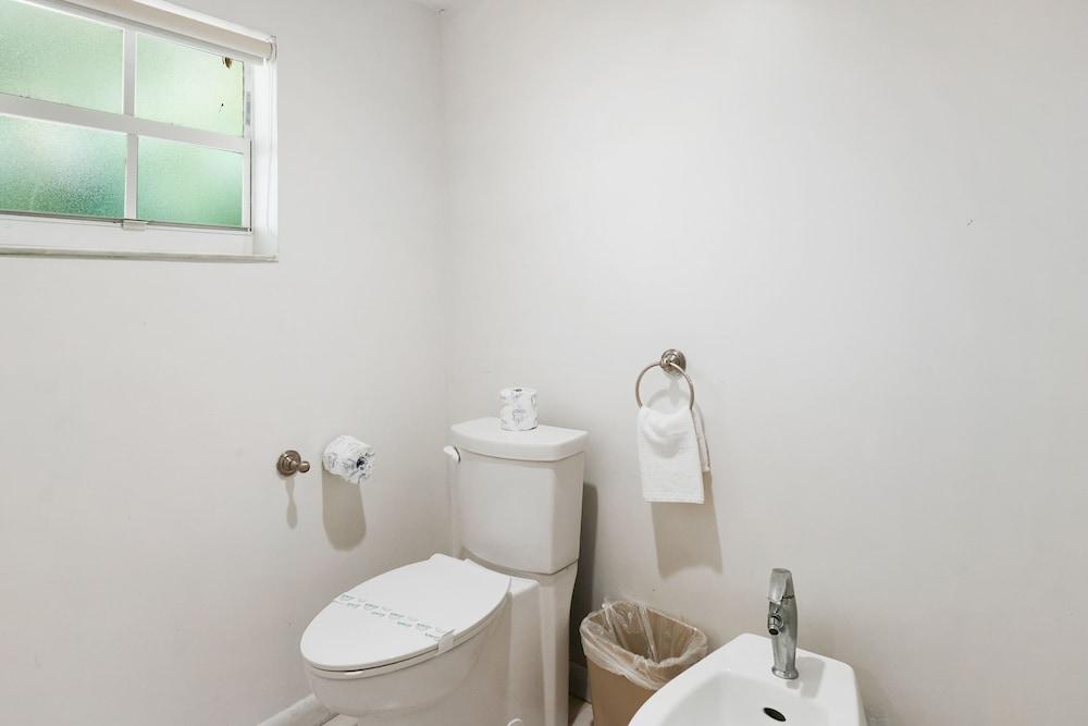 Gables Cove Hotel photo 29
