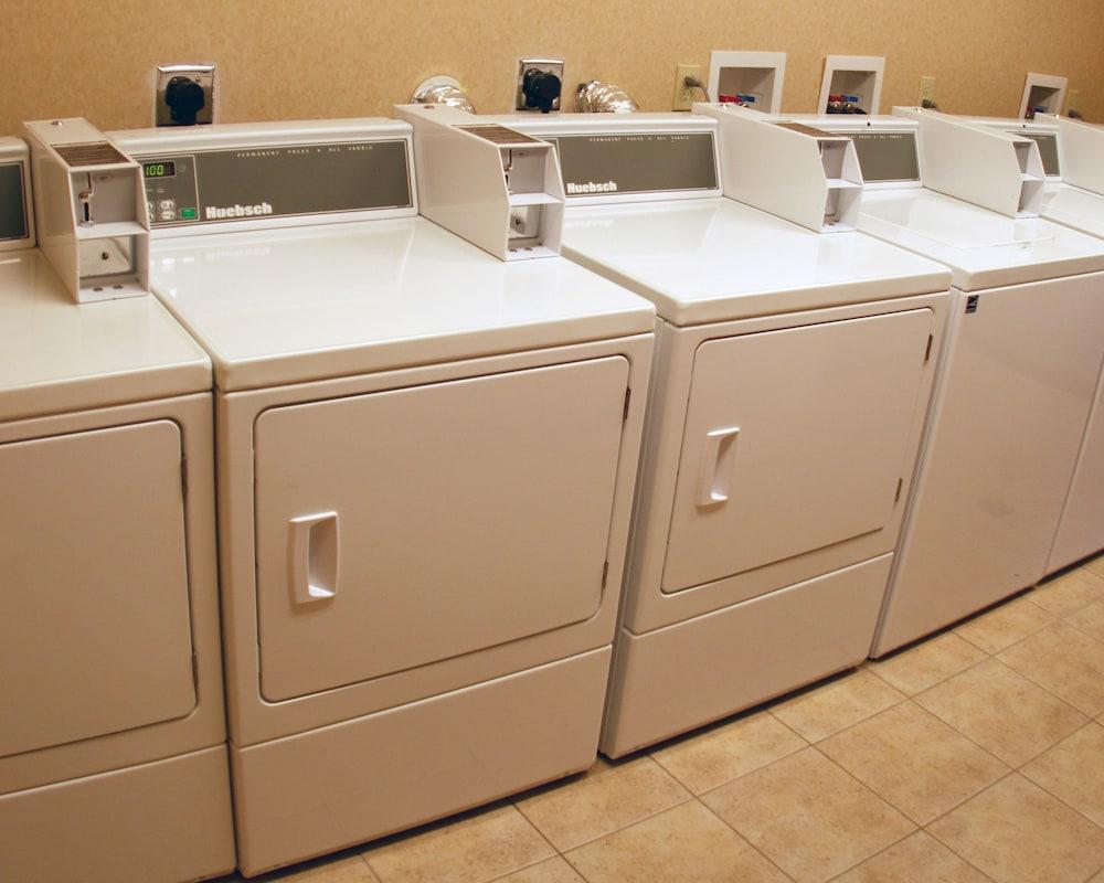Hampton Inn Waterloo Cedar Valley photo 69
